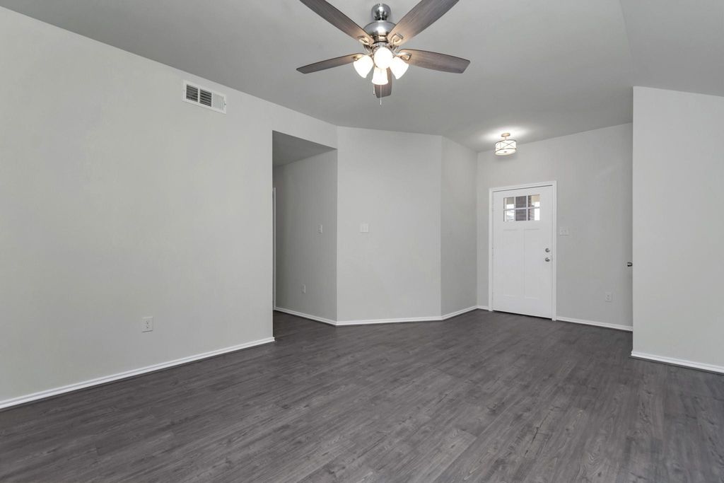 8112 Arbor Avenue, Fort Worth, TX 76116 — photo 4