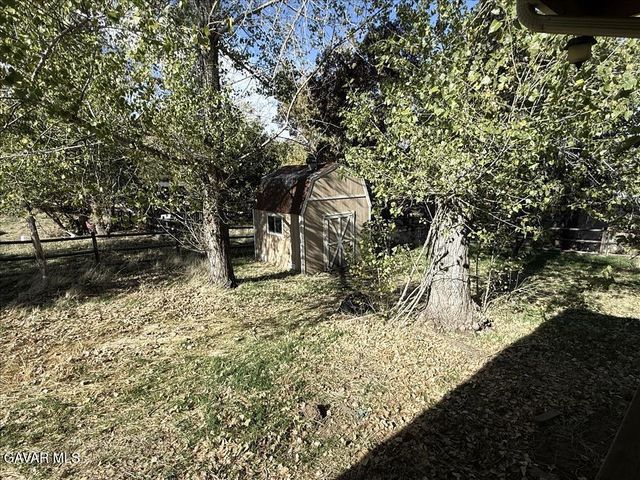18221 Arosa Road, Tehachapi, CA 93561