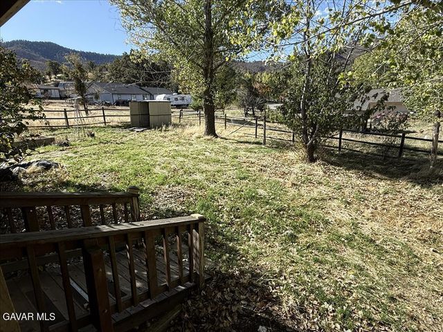 18221 Arosa Road, Tehachapi, CA 93561