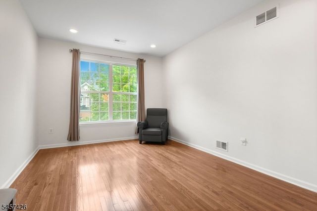 19 Jackson Ave, Montgomery Twp., NJ 08540