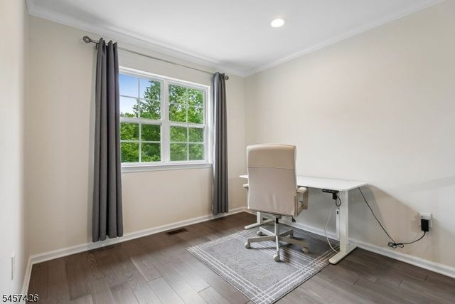 19 Jackson Ave, Montgomery Twp., NJ 08540