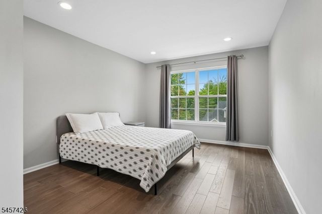 19 Jackson Ave, Montgomery Twp., NJ 08540