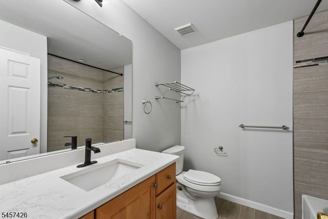 19 Jackson Ave, Montgomery Twp., NJ 08540