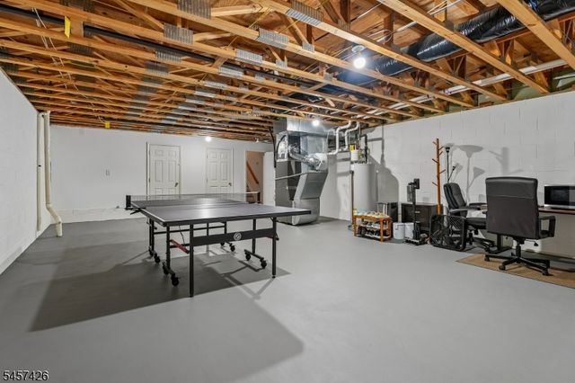 19 Jackson Ave, Montgomery Twp., NJ 08540