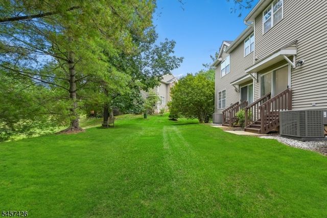 19 Jackson Ave, Montgomery Twp., NJ 08540