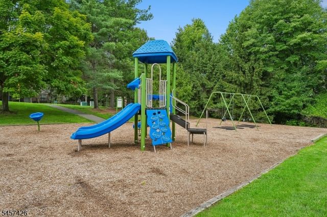 19 Jackson Ave, Montgomery Twp., NJ 08540
