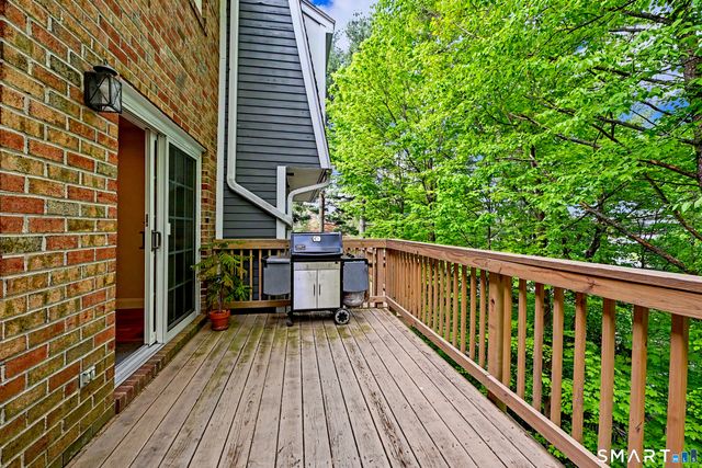 3 Valley View Road 23, Norwalk, CT 06851