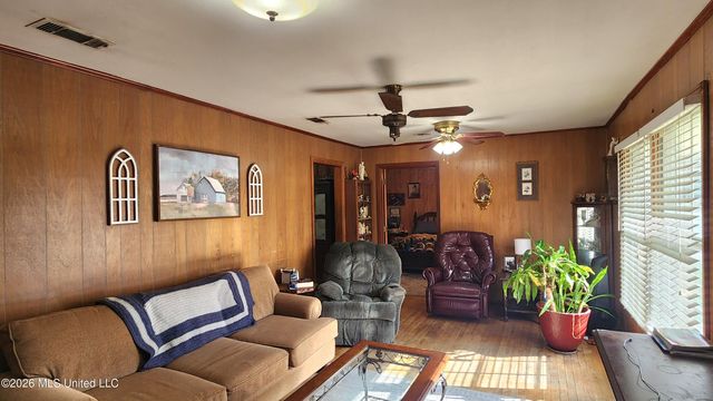 501 Ferriday Drive, Ridgecrest, LA 71334