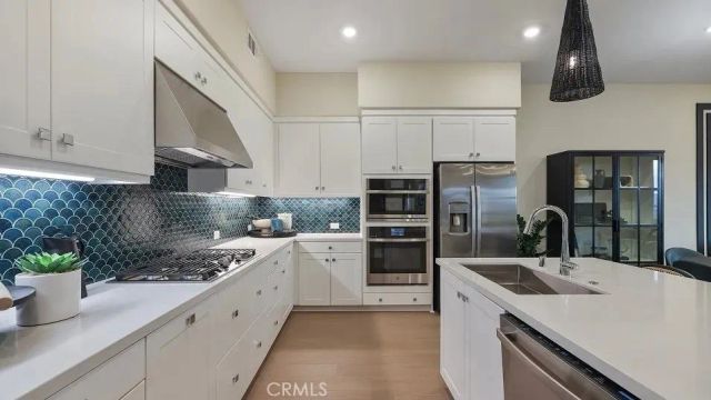 441 Sora, Irvine, CA 92618