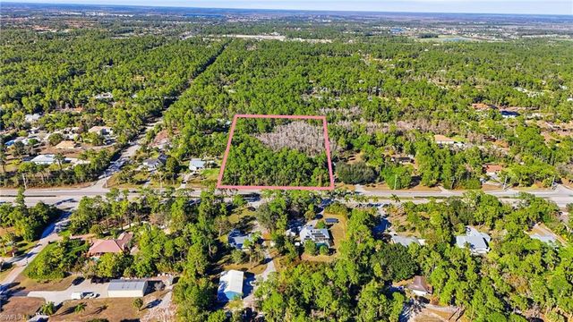 XXXX Golden Gate BLVD W, Naples, FL 34120