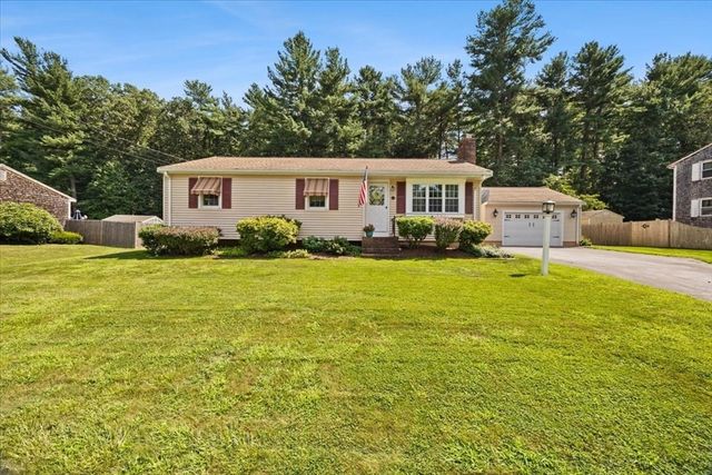 32 Colonial Drive, Taunton, MA 02780