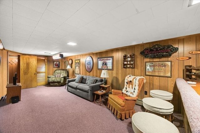 32 Colonial Drive, Taunton, MA 02780
