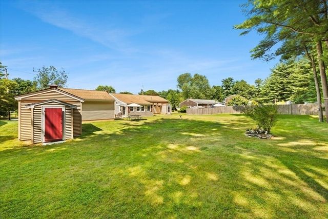 32 Colonial Drive, Taunton, MA 02780