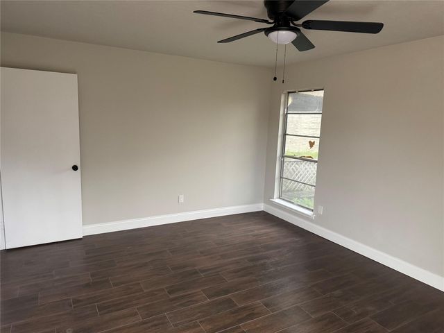 3102 Green Apple Drive, Pearland, TX 77581