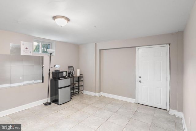 5219 W NORTH AVE, Baltimore, MD 21207