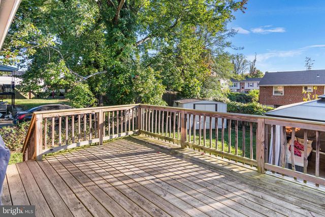 5219 W NORTH AVE, Baltimore, MD 21207