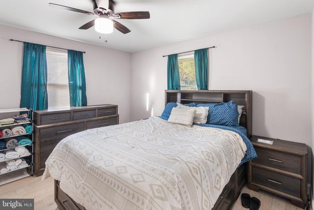 5219 W NORTH AVE, Baltimore, MD 21207