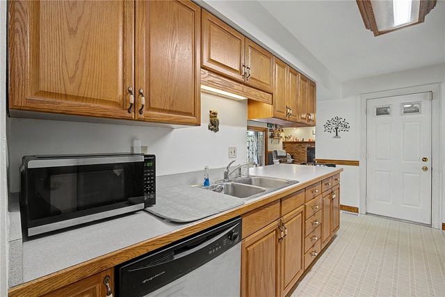 312 Highland Drive, Englewood, OH 45322