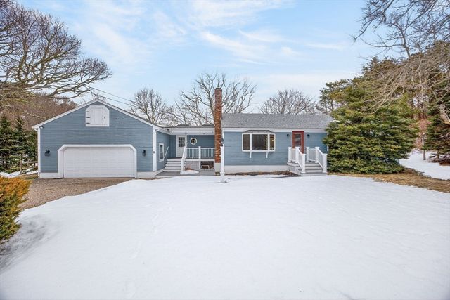 2 Pine Ridge End, Truro, MA 02652