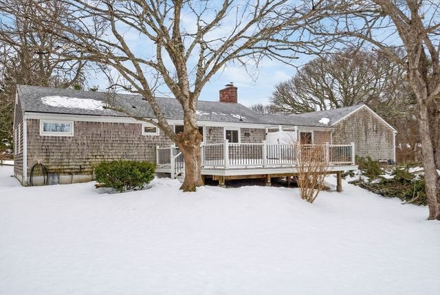 2 Pine Ridge End, Truro, MA 02652