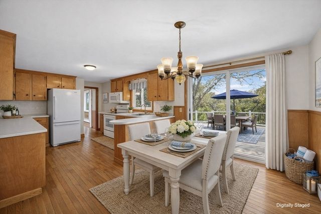 2 Pine Ridge End, Truro, MA 02652