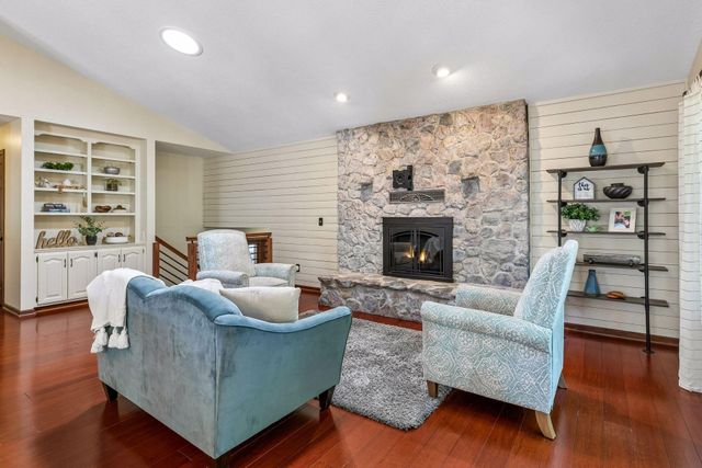 8648 Park Avenue, Saint Bonifacius, MN 55375
