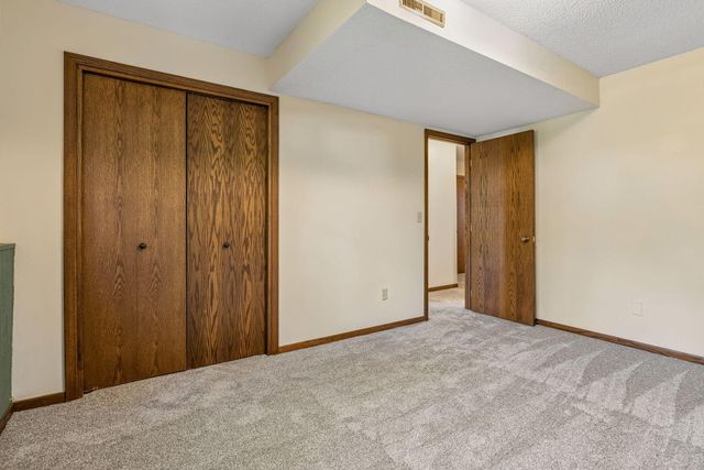 8648 Park Avenue, Saint Bonifacius, MN 55375