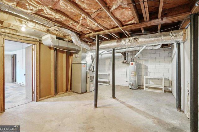 2456 Elmwood Circle SE, Atlanta, GA 30339