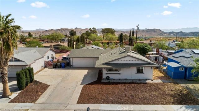 15713 Gazelle St, Victorville, CA 92395