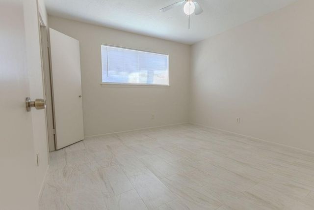 9806 Cane Creek Drive, Houston, TX 77070