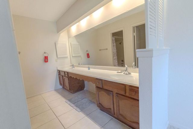 9806 Cane Creek Drive, Houston, TX 77070