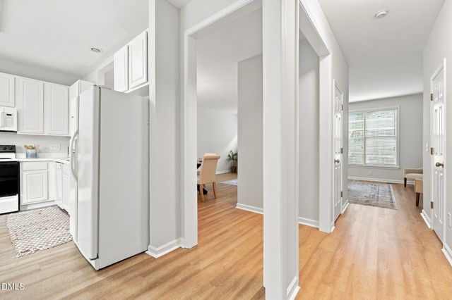 501 Nottinghill Walk, Apex, NC 27502