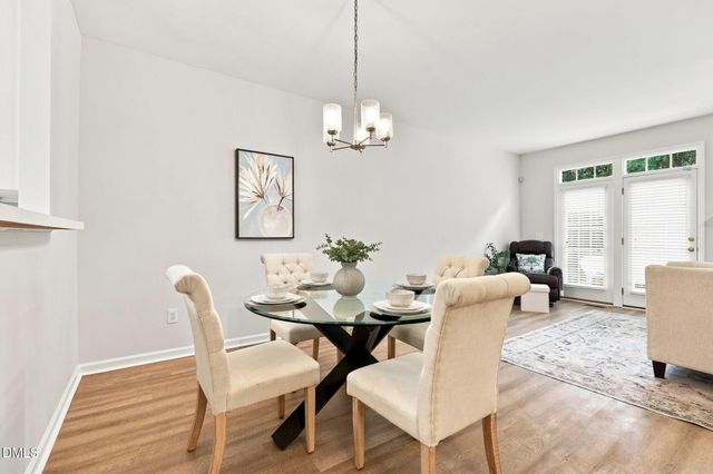 501 Nottinghill Walk, Apex, NC 27502