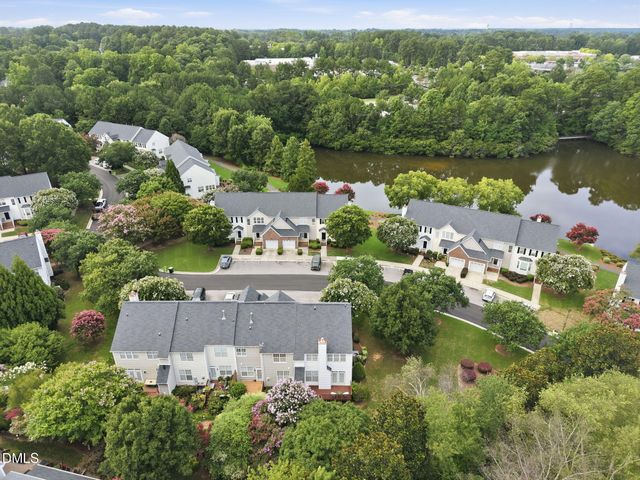 501 Nottinghill Walk, Apex, NC 27502
