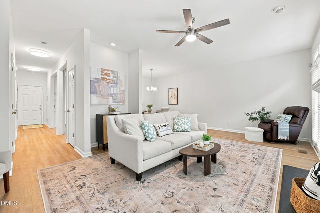 501 Nottinghill Walk, Apex, NC 27502