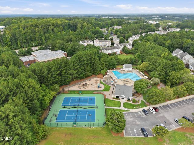 501 Nottinghill Walk, Apex, NC 27502