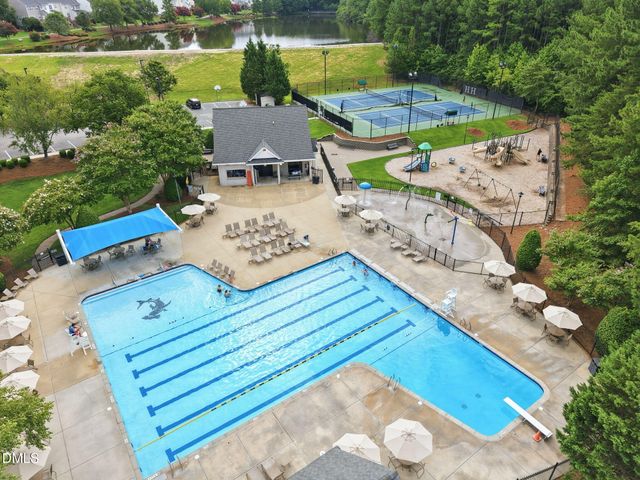 501 Nottinghill Walk, Apex, NC 27502
