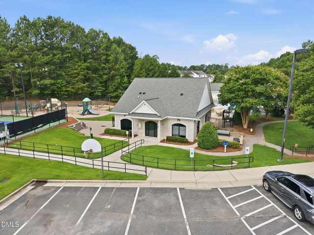 501 Nottinghill Walk, Apex, NC 27502