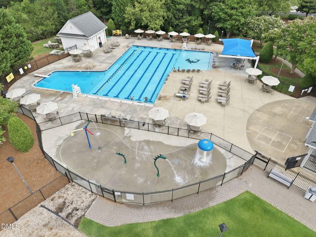 501 Nottinghill Walk, Apex, NC 27502