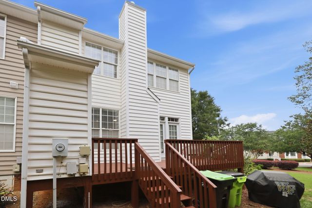 501 Nottinghill Walk, Apex, NC 27502