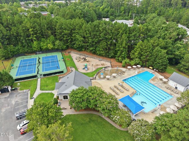 501 Nottinghill Walk, Apex, NC 27502