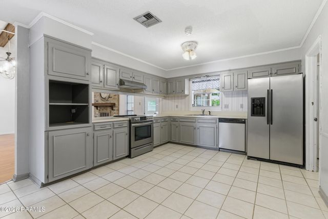 206 Persimmon Place, Lafayette, LA 70507