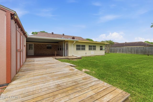 206 Persimmon Place, Lafayette, LA 70507