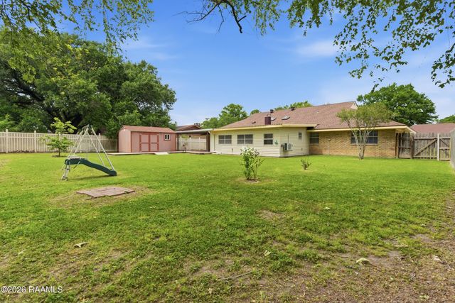 206 Persimmon Place, Lafayette, LA 70507