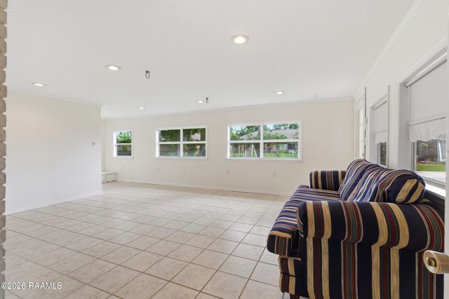 206 Persimmon Place, Lafayette, LA 70507