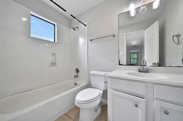 3012 La Estancia Lane, Houston, TX 77093