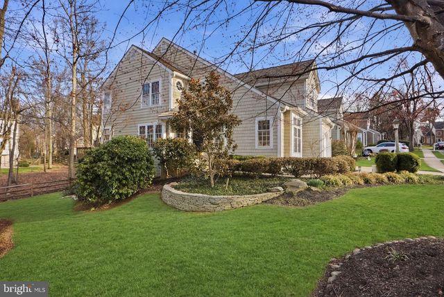 1285 LAMPLIGHTER WAY, Reston, VA 20194