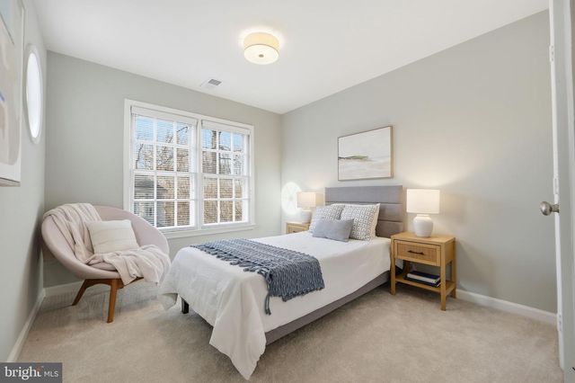 1285 LAMPLIGHTER WAY, Reston, VA 20194