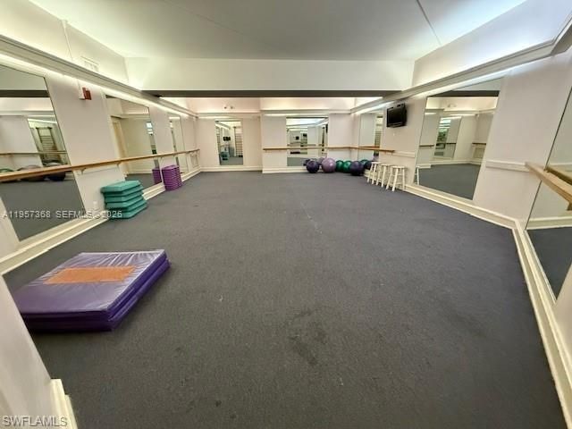 3760 Inverrary Dr 1W, Lauderhill, FL 33319