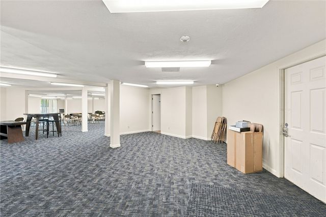 200 Woodlawn Avenue 111, North Providence, RI 02904